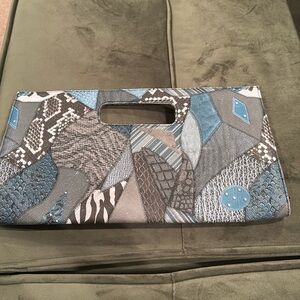 Charming Charlie Double snap clutch purse!